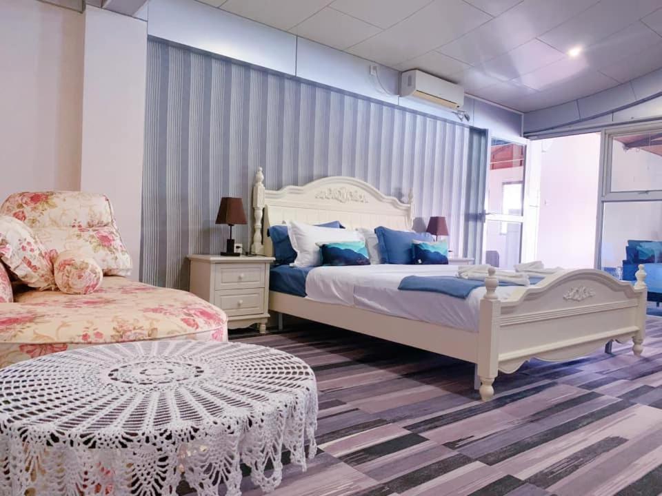 Crystal Beach Hotel Πορτ Βίλα Εξωτερικό φωτογραφία